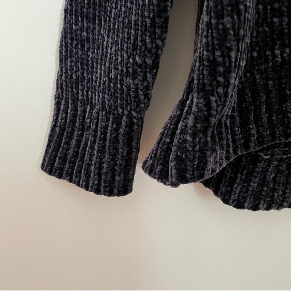 GAP Navy Blue Super Soft Chenile Long Sleeved Sweater - Picture 10 of 16